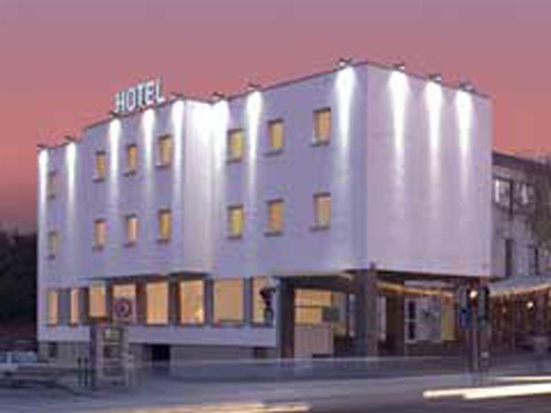 Hotel Hillinger Wina Bagian luar foto